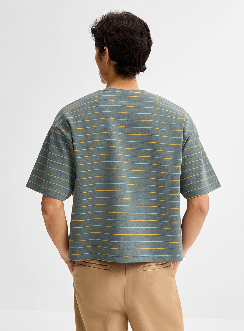 Le 31: Le t-shirt dense jersey ray&eacute; <b>Coupe surdimensionn&eacute;e</b> Vert fonc&eacute; - Mousse pour homme