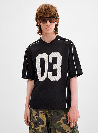 Number trim football jersey