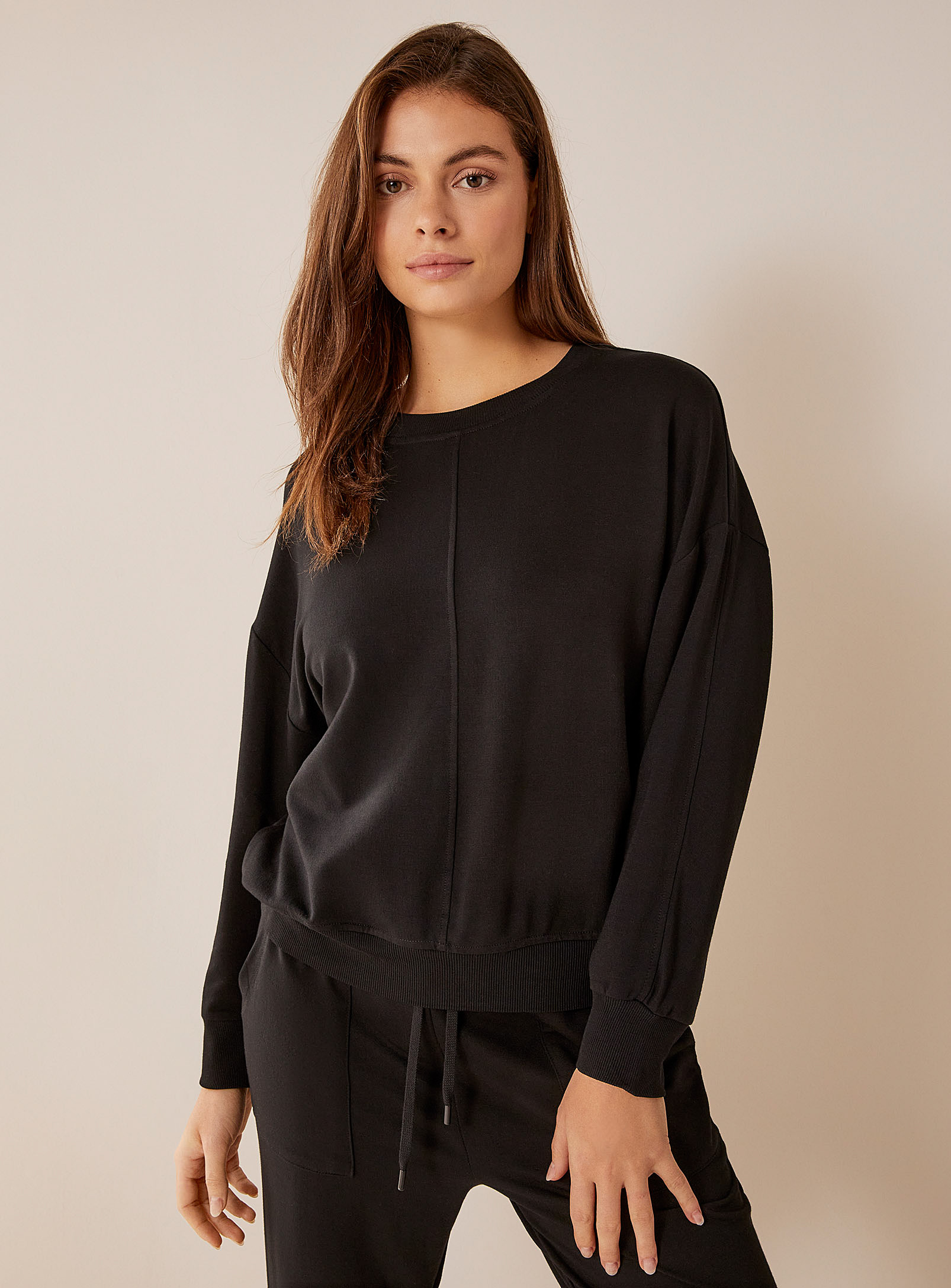 Miiyu Soft Modal Lounge Sweatshirt In Black