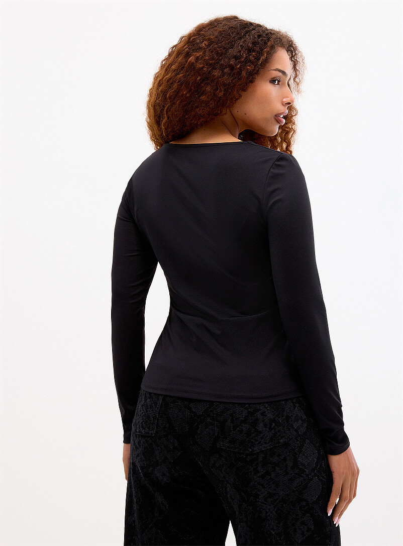 Second-skin long-sleeve scoop-neck T-shirt product image 2