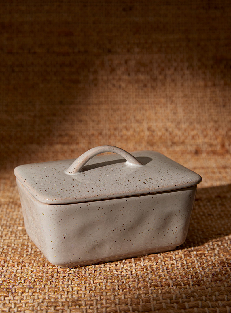 Ladelle Patterned Grey Artisanal touch porcelain butter dish