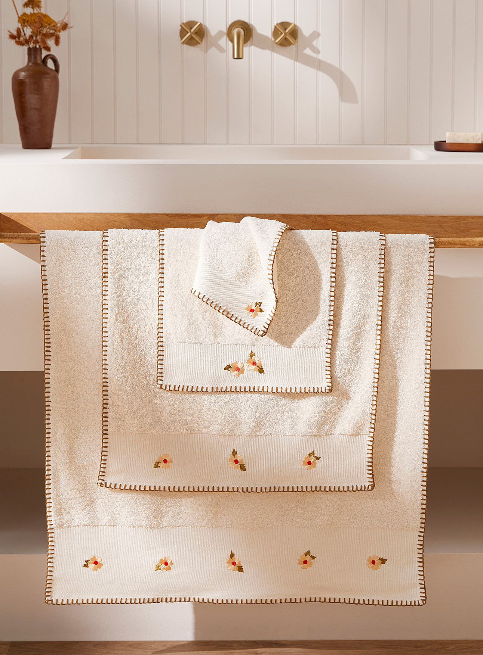 Simons Maison - Embroidered flowers Turkish cotton towels
