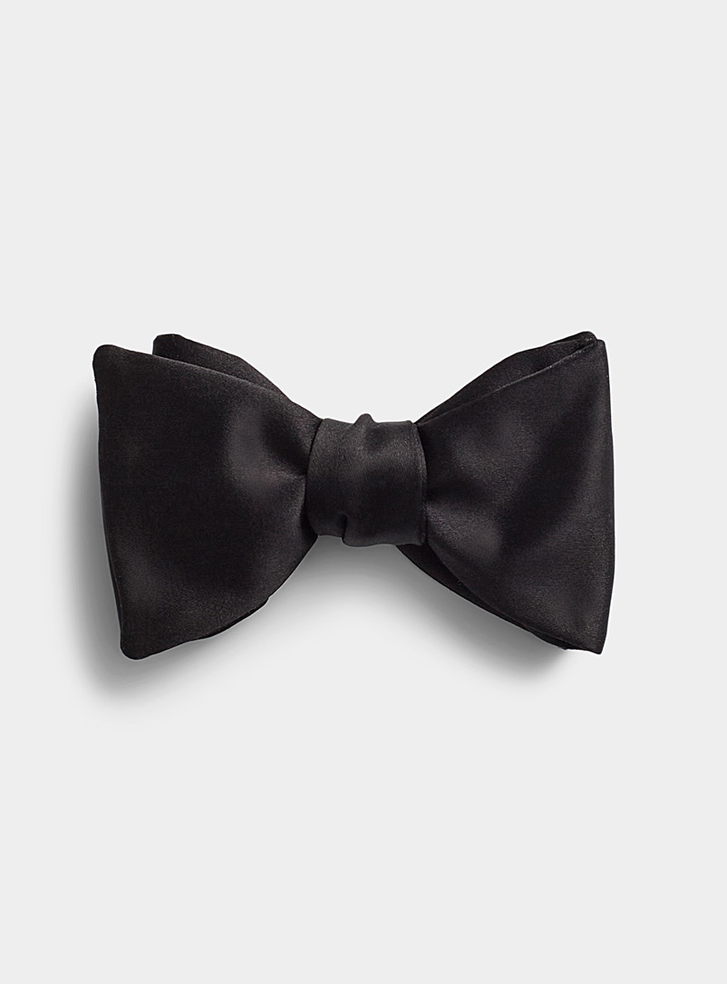 Polo Ralph Lauren Black Pure silk bow tie for men