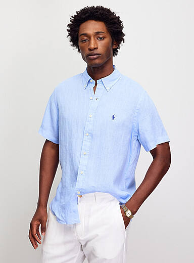 La chemise manches courtes pur lin cavalier brod&eacute; <b>Coupe classique</b>