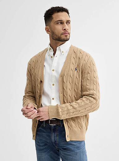 Le cardigan c&acirc;bles torsad&eacute;s