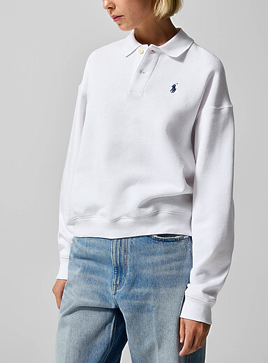 signature-crest-sweatshirt-