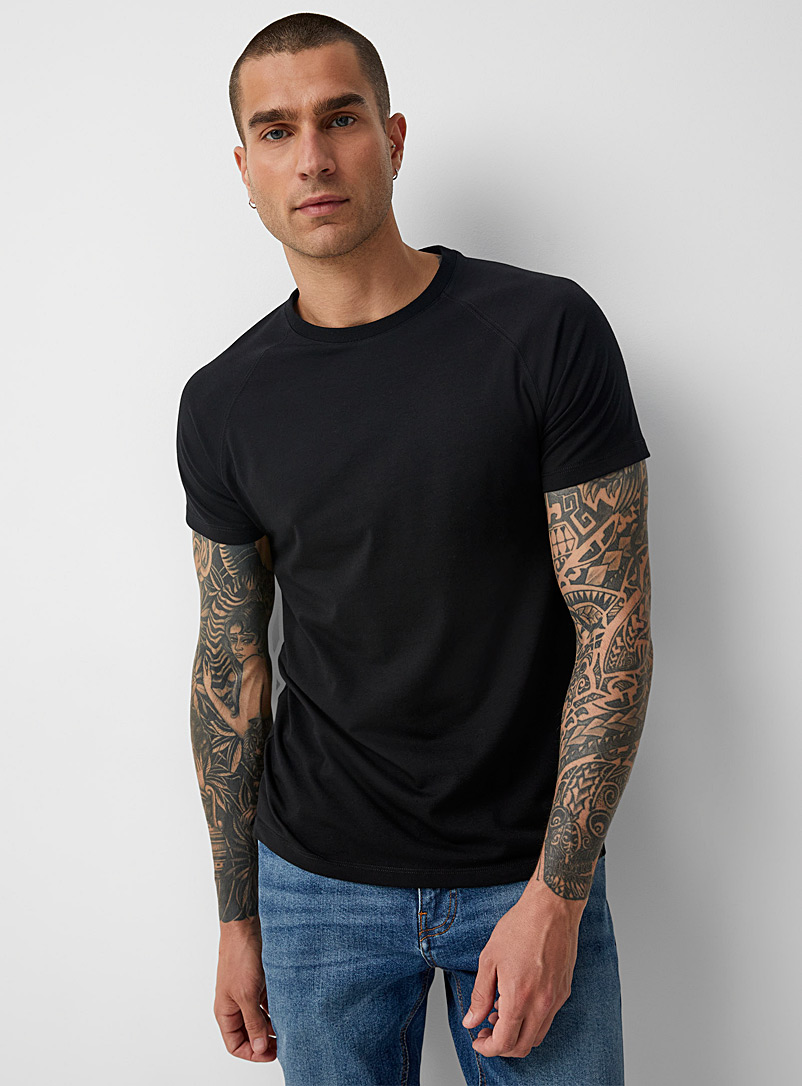 Le 31: Le t-shirt manches raglan Coupe ajustée Noir pour homme