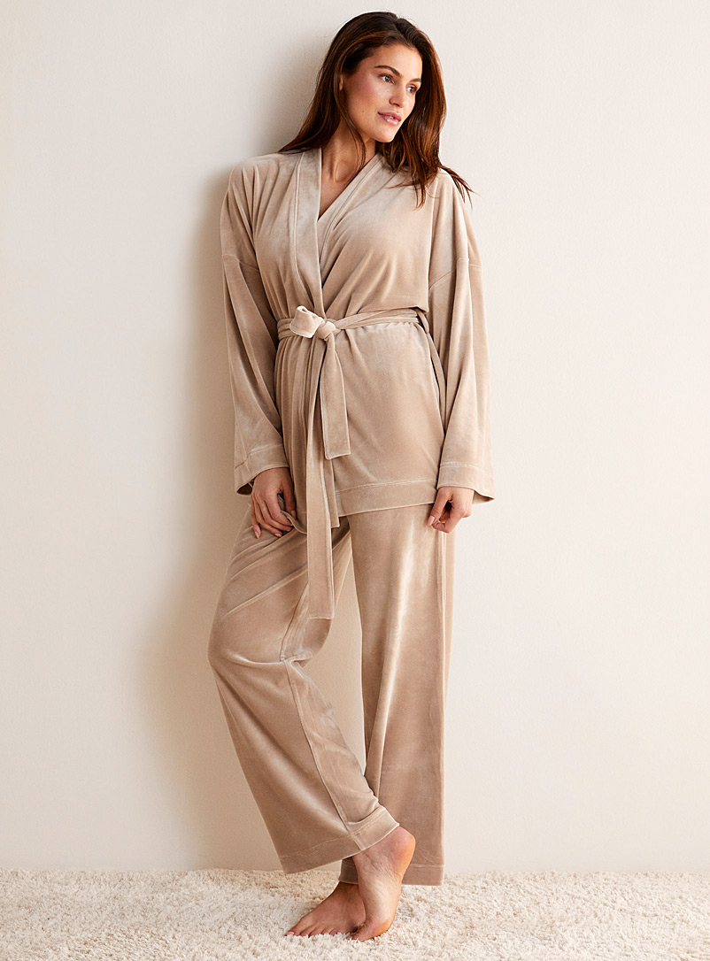 Miiyu Sand Cropped velvety bathrobe for women