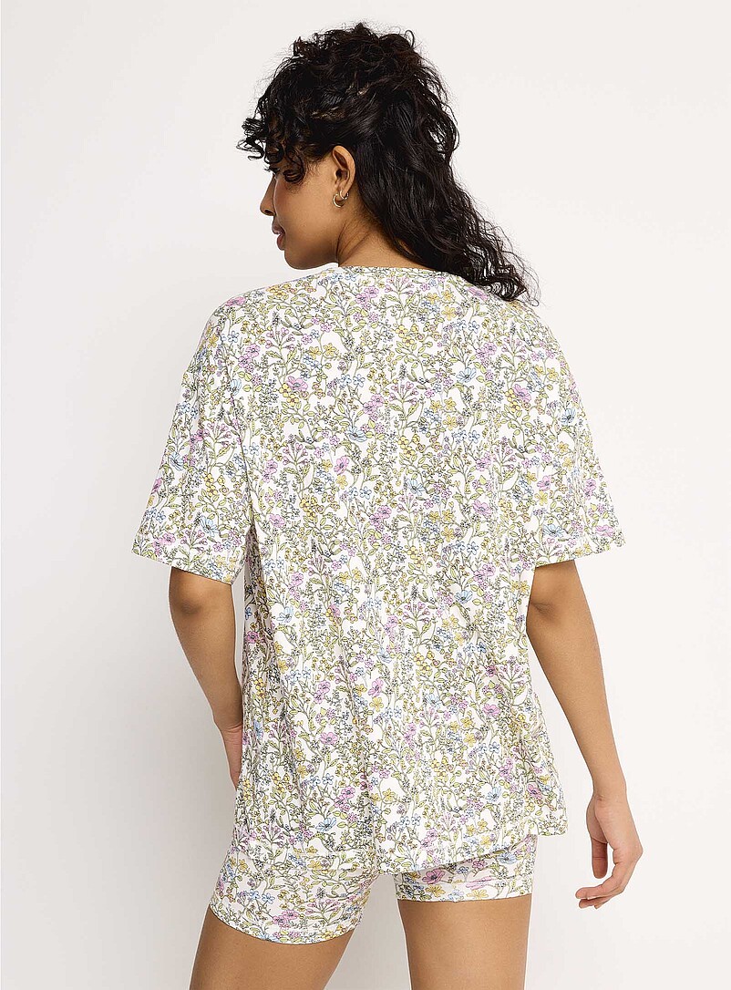 Miiyu x Twik Patterned White Ultra-comfortable loose T-shirt for women