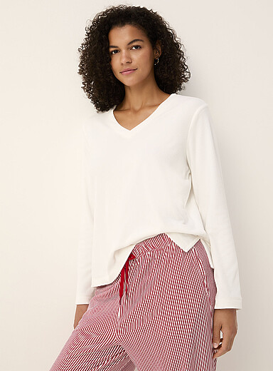 Miiyu Off White Plain velvety V-neck T-shirt <b>Christmas Collection</b> for women