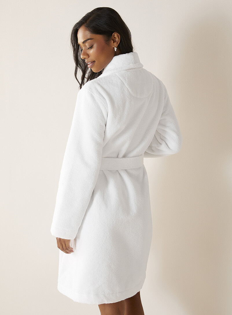 Miiyu White Patch-pocket boucl&eacute; terry robe for women