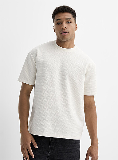 Embossed geo T-shirt