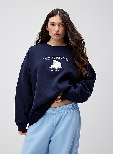 Twik: Le sweat molleton broderie hivernale Bleu marine - Bleu nuit pour femme