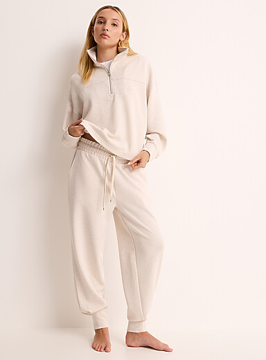 Peachskin-feel barrel lounge joggers | Miiyu | Shop Women's Sleep