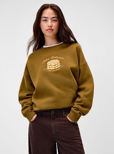 Twik Belgique Oversized destination fleece sweatshirt for women