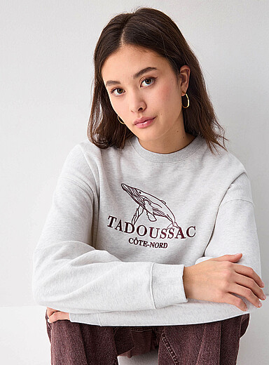 Twik Tadoussac Oversized destination fleece sweatshirt for women