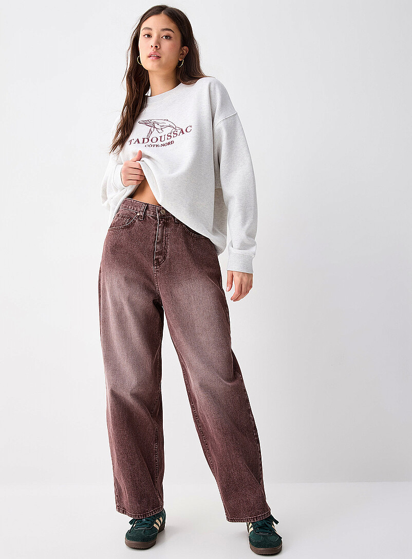 Twik: Le sweat ample molleton destination Nazar&eacute; pour femme