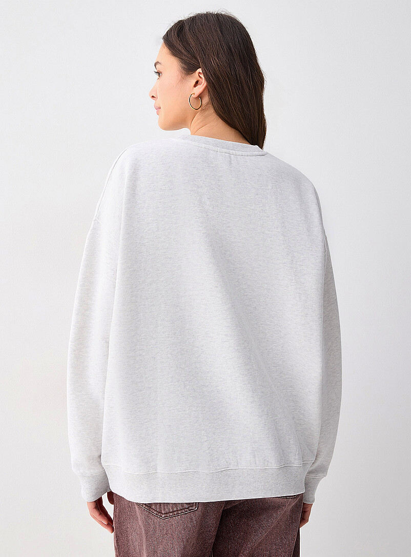 Twik Charlevoix Oversized destination fleece sweatshirt for women