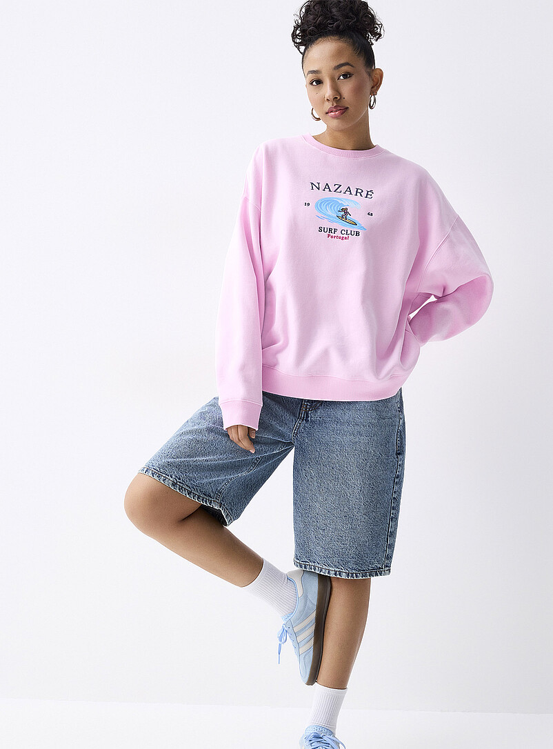 Twik Charlevoix Oversized destination fleece sweatshirt for women