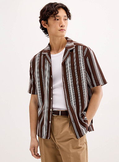 La chemise col ouvert tricot ray&eacute; <b>Coupe confort</b>