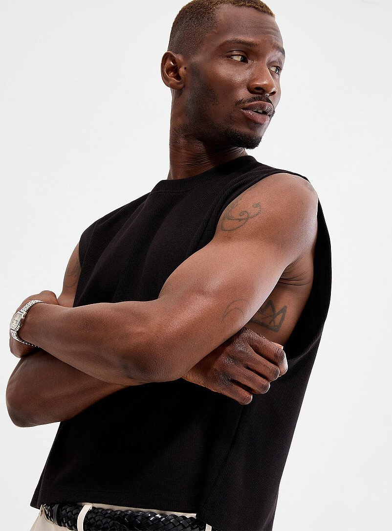 Le 31 Sand Cropped ribbed muscle tee for men