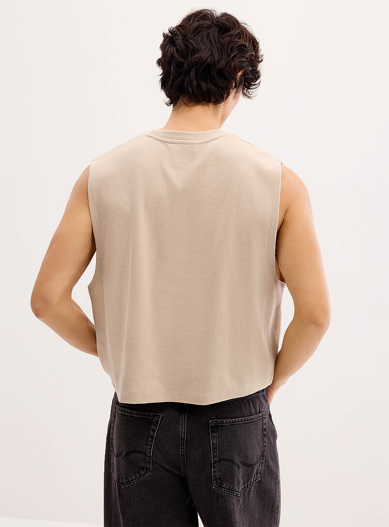 Le 31: Le t-shirt sans manches &eacute;court&eacute; c&ocirc;tel&eacute; Sable pour homme