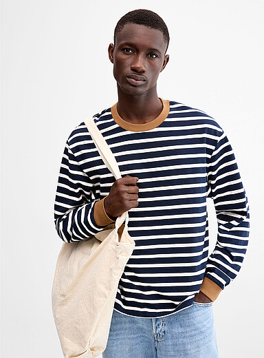 Le t-shirt ray&eacute; bords contraste <b>Coupe confort</b>