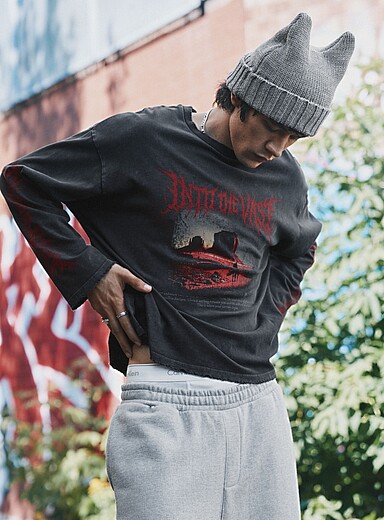 Le t-shirt graphique &agrave; manches longues us&eacute; <b>Coupe ample</b>