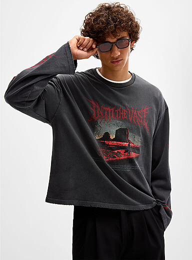 Le t-shirt graphique us&eacute; &agrave; manches longues <b>Coupe ample</b>