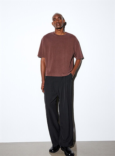 Le t-shirt jersey d&eacute;lav&eacute; us&eacute; <b>Coupe ample</b>