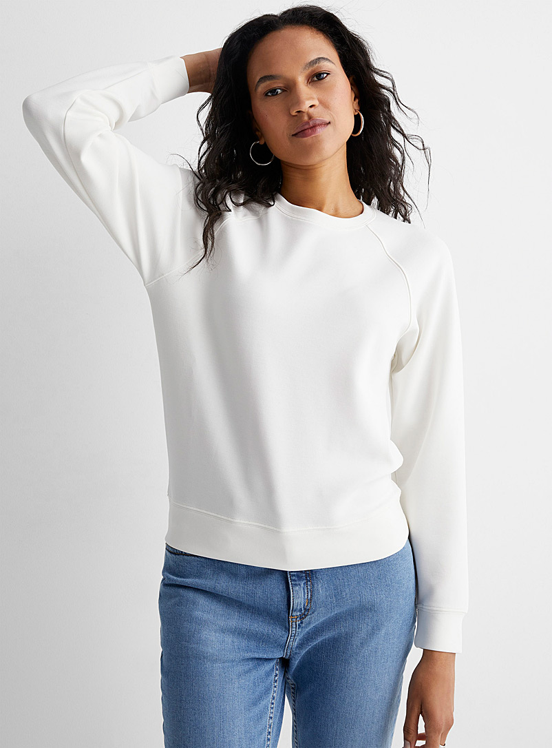 Contemporaine White Peachskin raglan sweatshirt for women