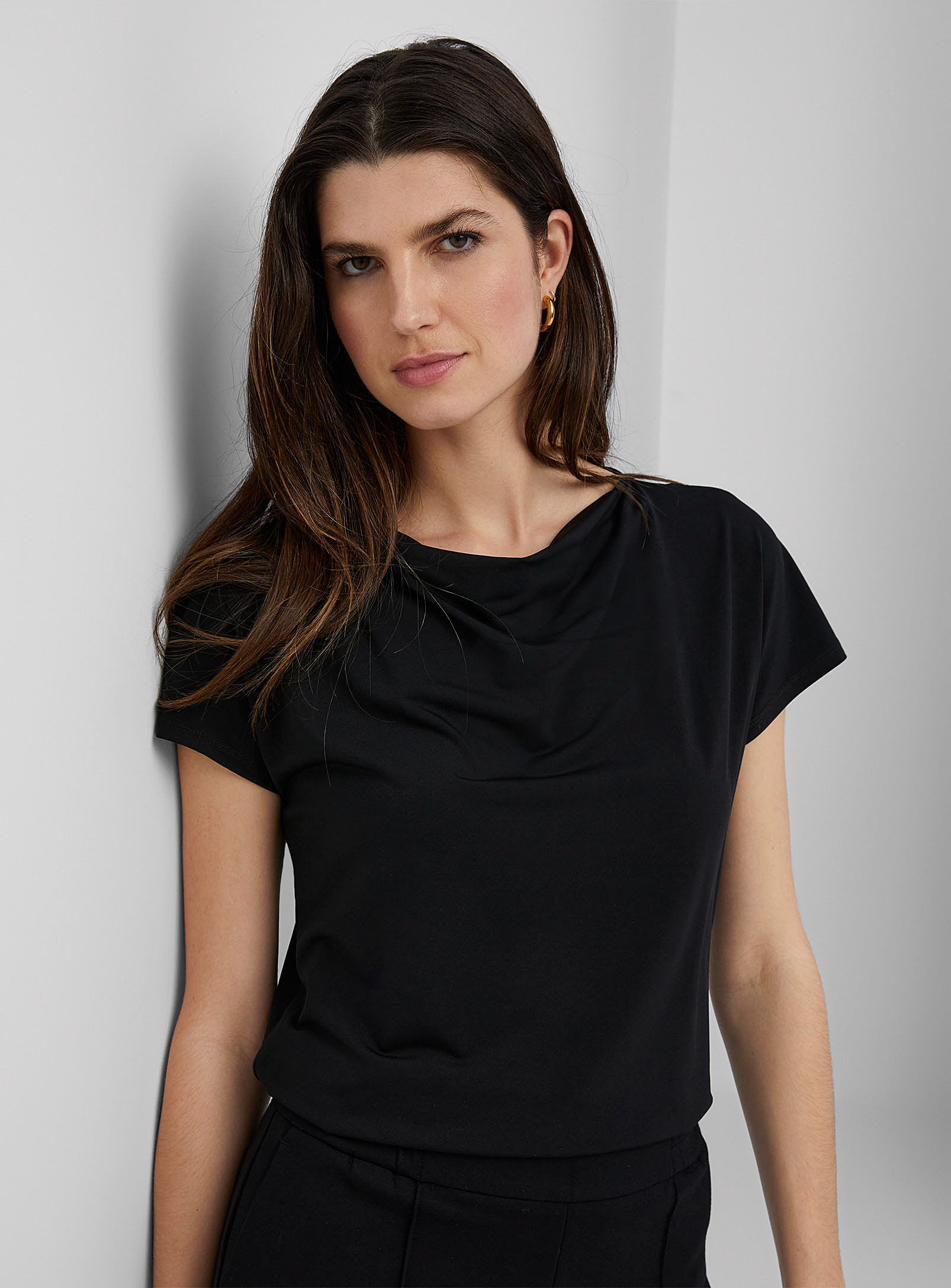Contemporaine - Women's Cowl-neck silky T-shirt