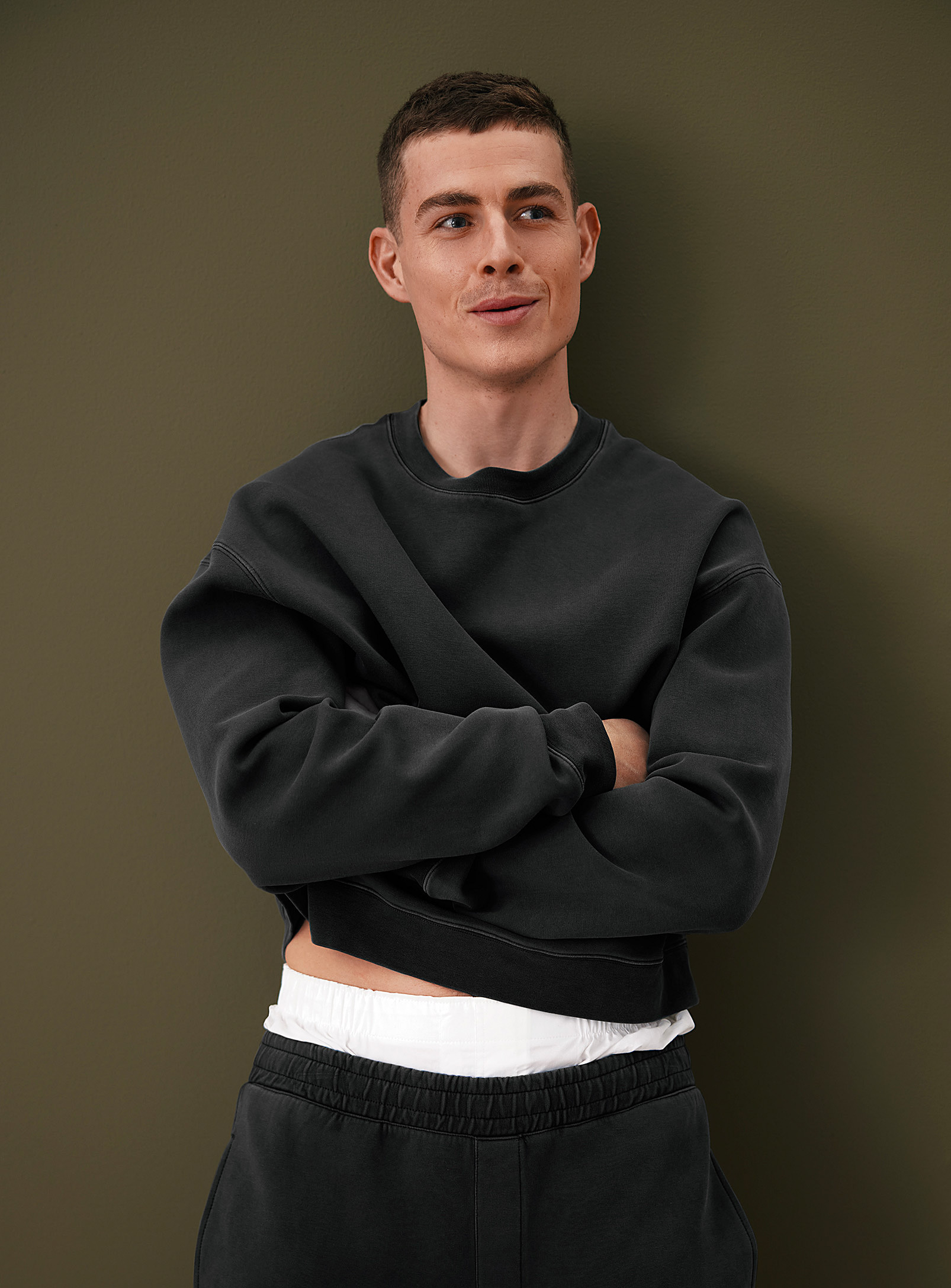 Le 31 Structured Jersey Sweatshirt In Black