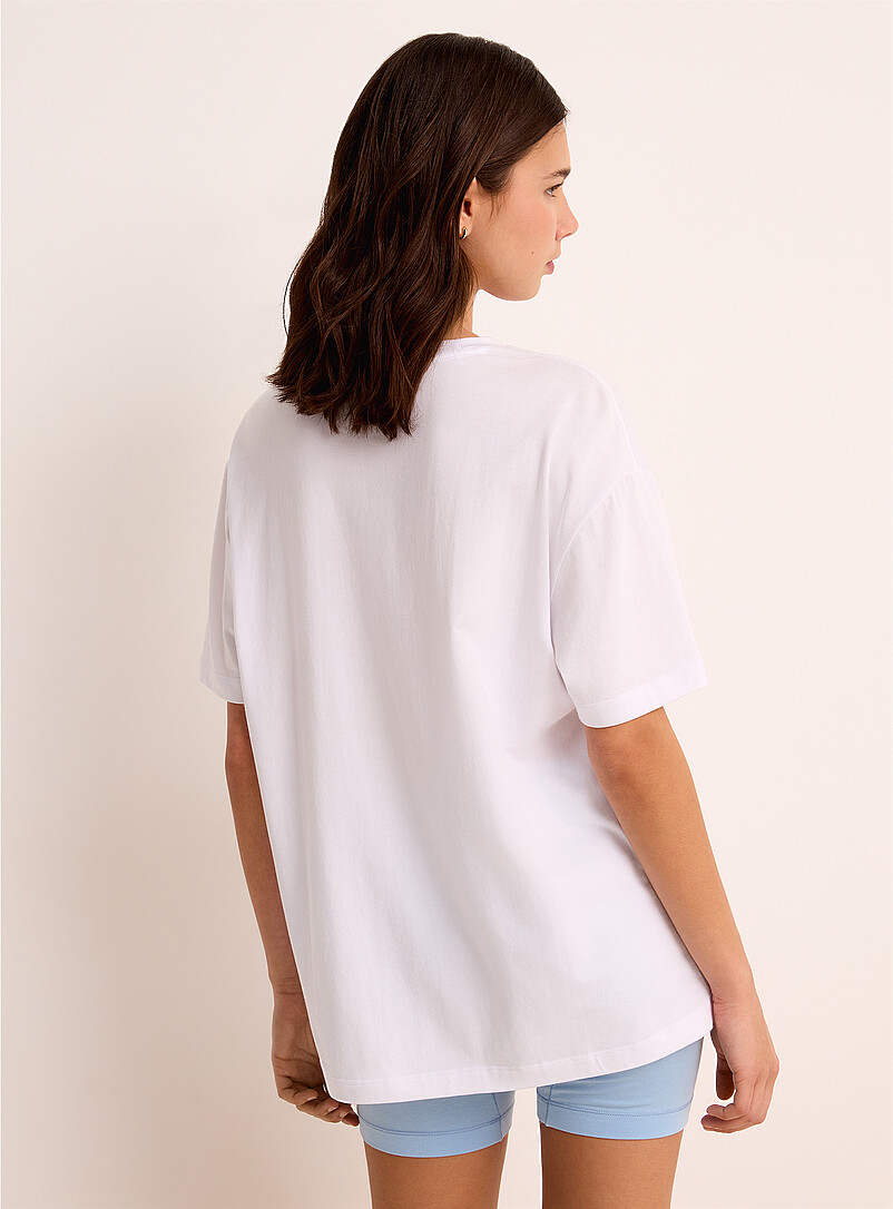 Ultra-comfortable loose T-shirt product image 3