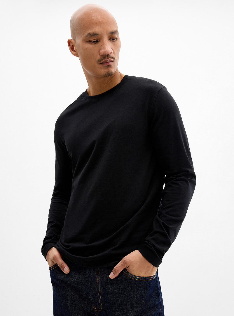 Solid long-sleeve T-shirt Standard fit product image (primary)