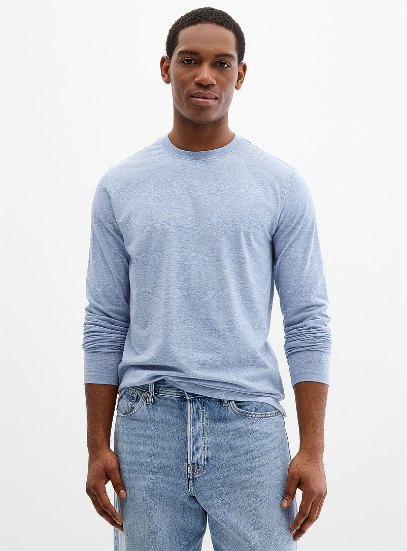 Solid Long-Sleeve T-Shirt Standard Fit