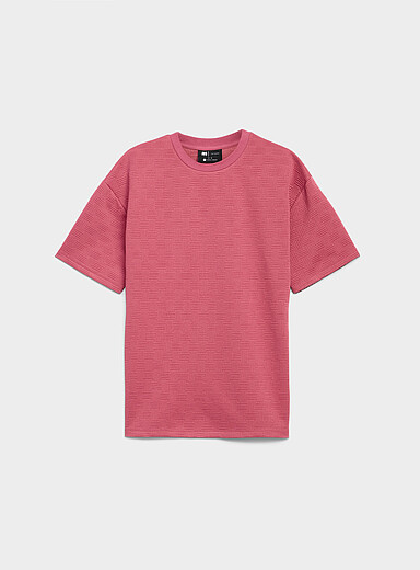 Embossed geo T-shirt