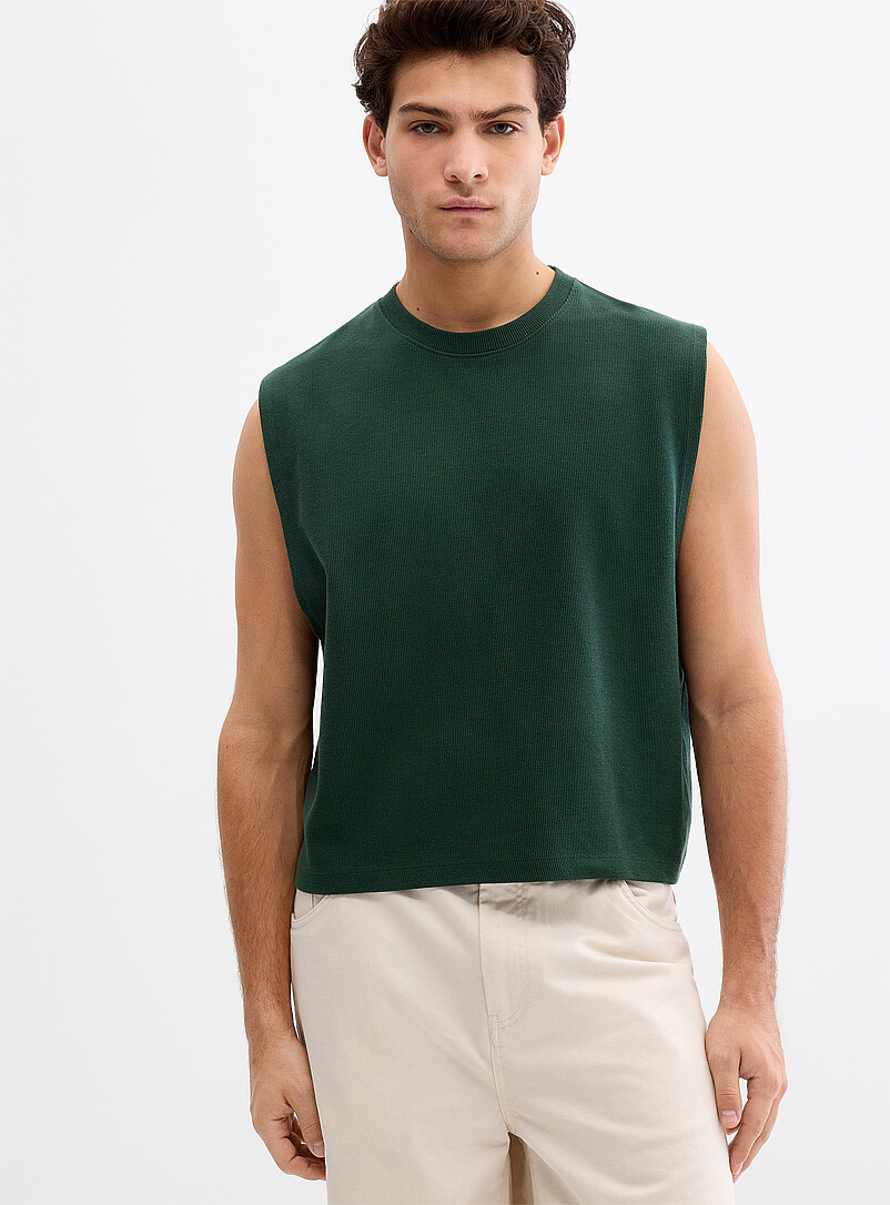 Cropped Ribbed Muscle Tee