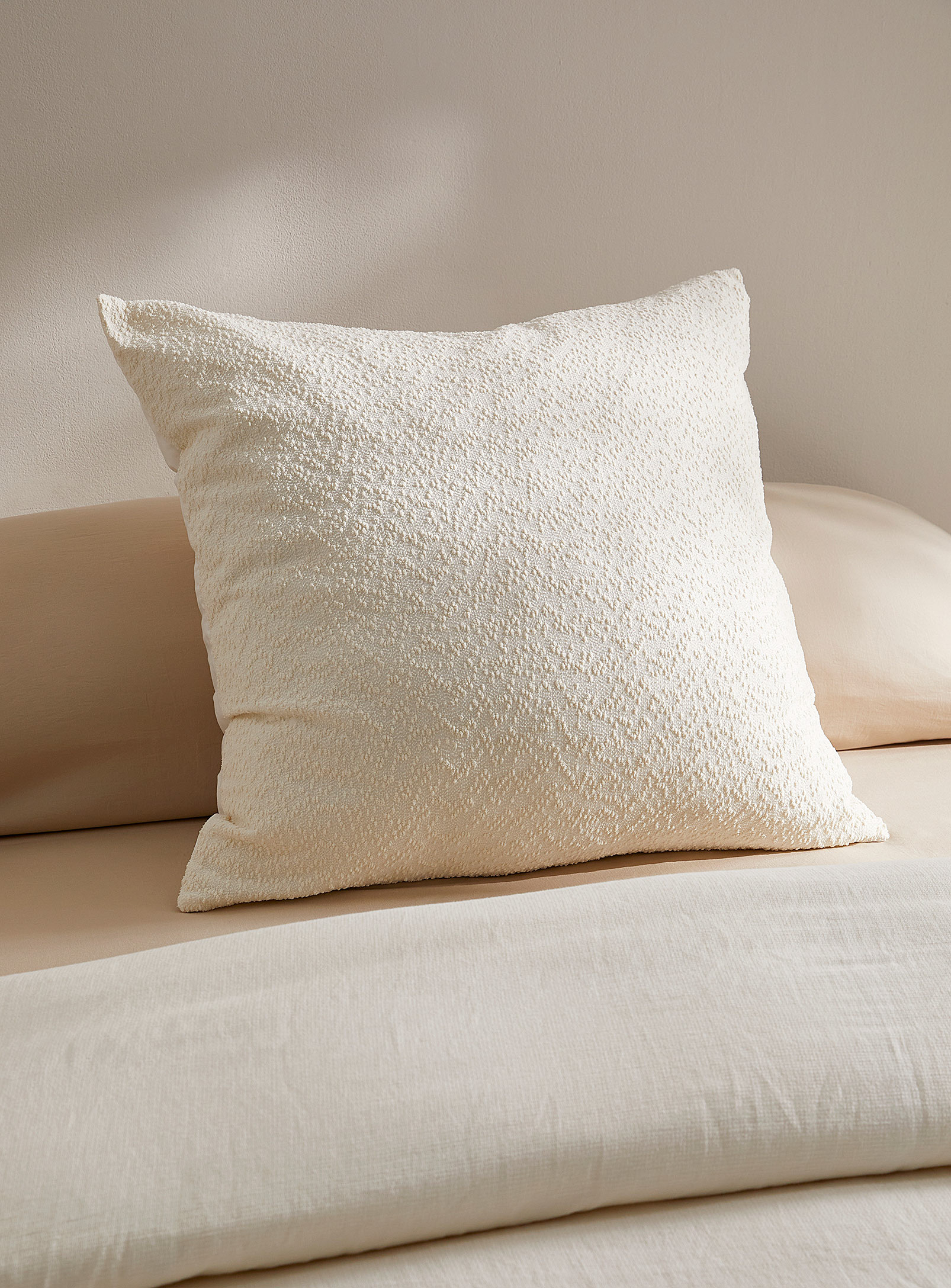 Simons Maison Thin Bouclé Euro Pillow Sham 66 X 66 Cm In Ivory White
