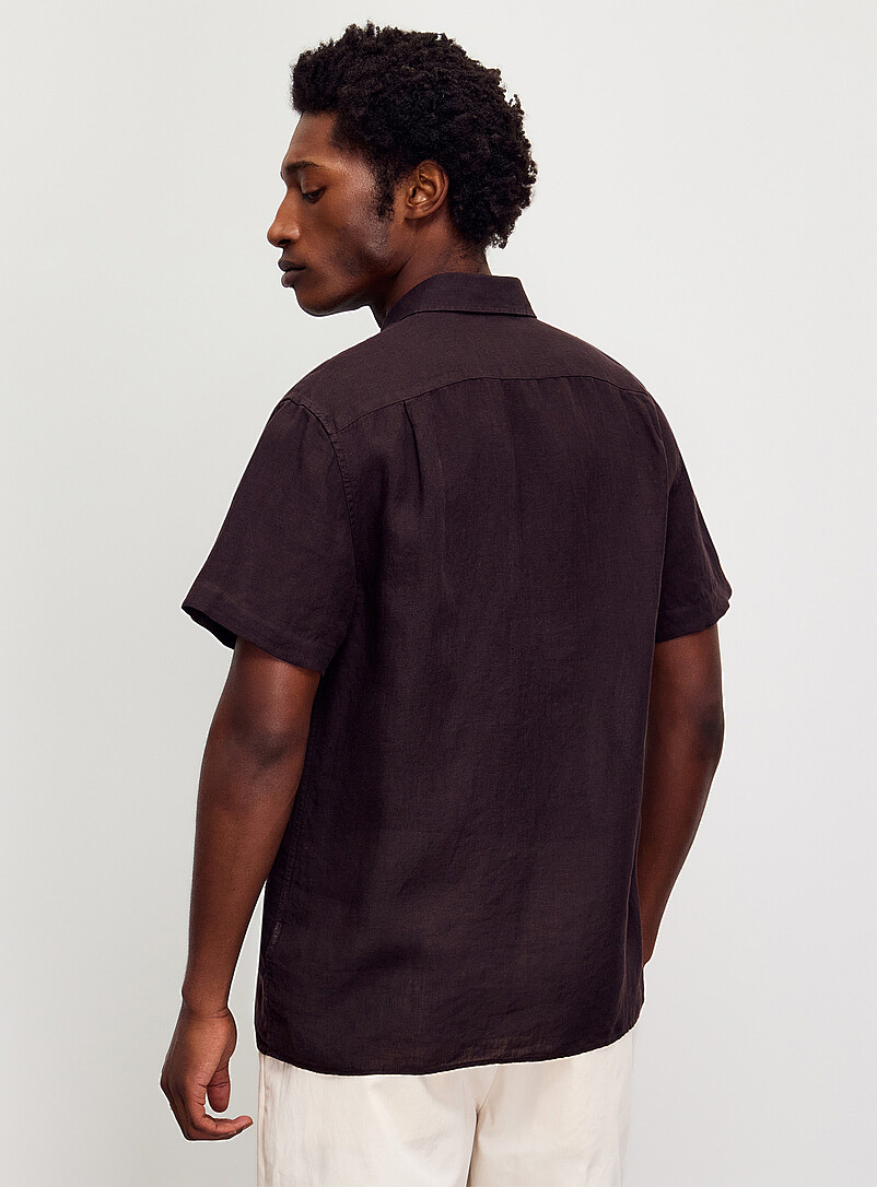 Lacoste: La chemise pur lin &eacute;pur&eacute;e <b>Coupe r&eacute;guli&egrave;re</b> Blanc pour homme