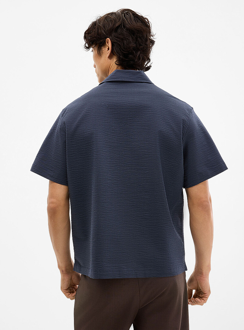 Lacoste Navy/Midnight Blue Striped seersucker camp shirt <b>Relaxed fit</b> for men