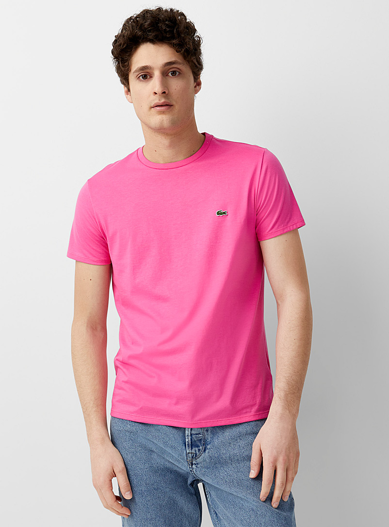 Lacoste: Le t-shirt col rond croco Vieux rose pour homme