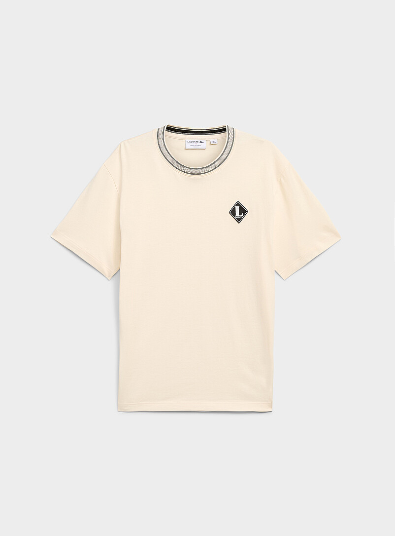 Elaborate knit collar T-shirt product image (primary)