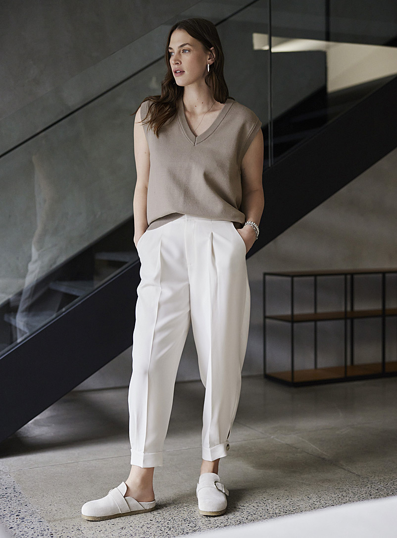 Contemporaine Pearly Fluid and pleated barrel pant for women