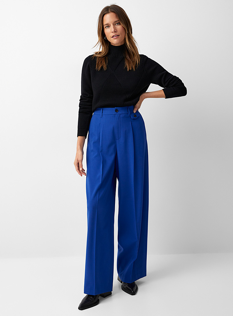 Contemporaine: Le pantalon large extensible à pinces Bleu royal-saphir pour femme