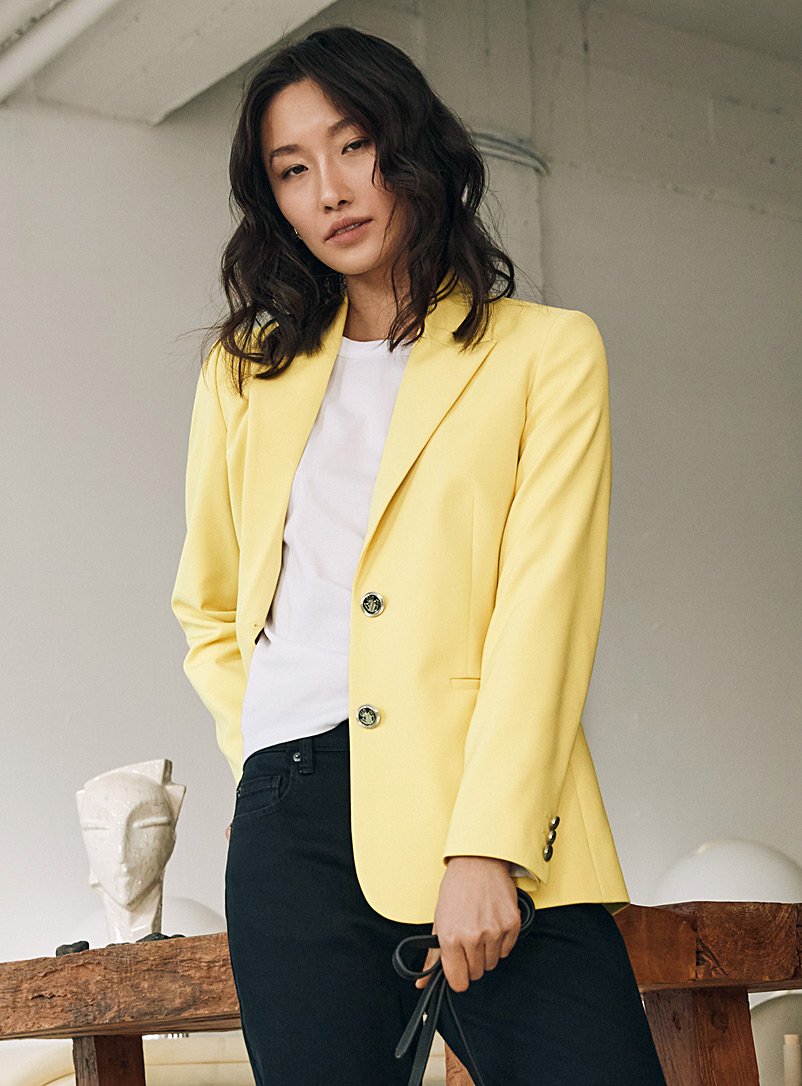 Contemporaine Light Yellow Crest button structured blazer for women
