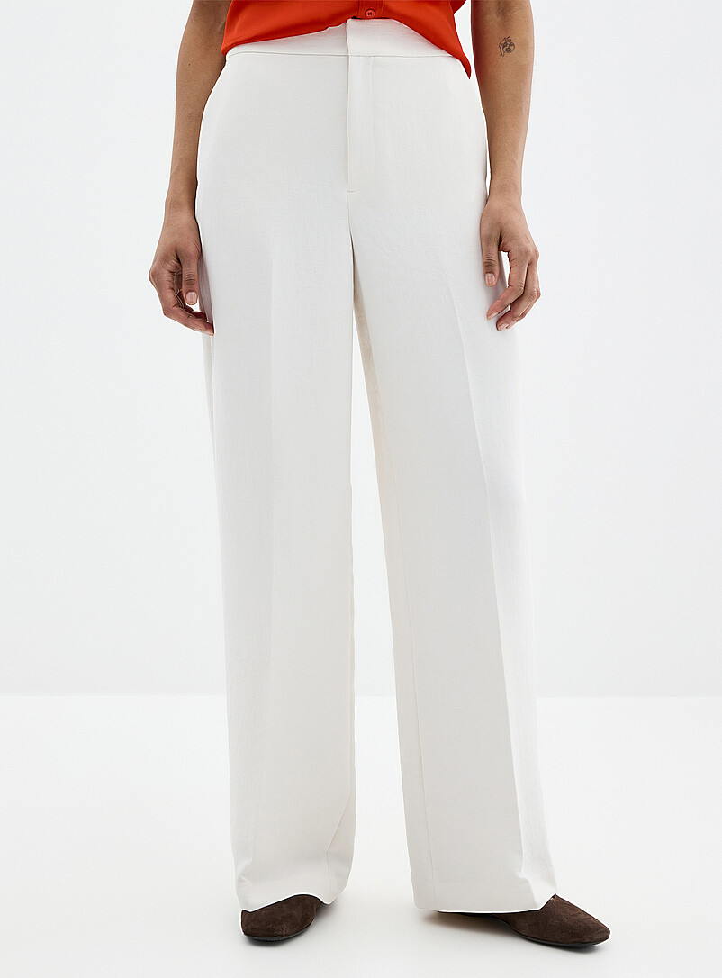 Contemporaine Black Moderne textured crepe pant <b>Fit: Wide leg, high rise</b> for women