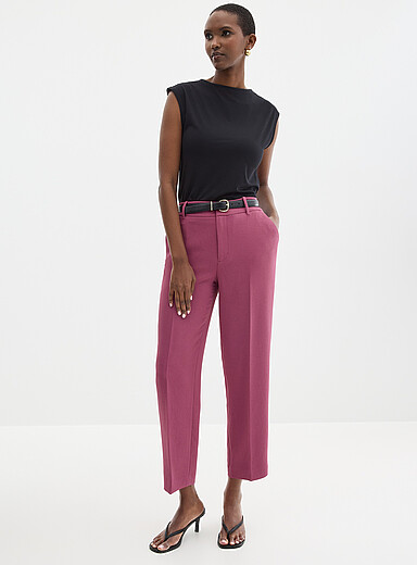 Contemporaine: Le pantalon Universel cr&ecirc;pe textur&eacute; <b>Coupe : jambe semi-ajust&eacute;e, taille mi-haute</b> Vieux rose pour femme
