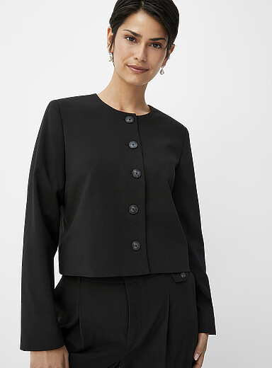 Crew neck Cropped Boxy fit Blazer Contemporaine Women s Blazers crew-neck-cropped-boxy-fit-blazer-contemporaine-women-s-blazers