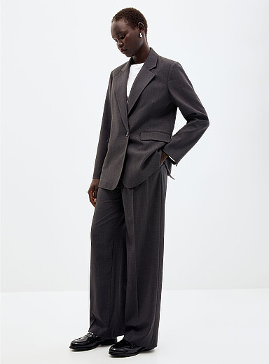 Contemporaine Slate Grey Essential stretch pant <b>Fit: Wide leg, mid rise</b> for women